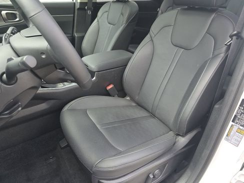 Used 2026 Kia Sorento S w/ S Panoramic Sunroof Package FWD image 23