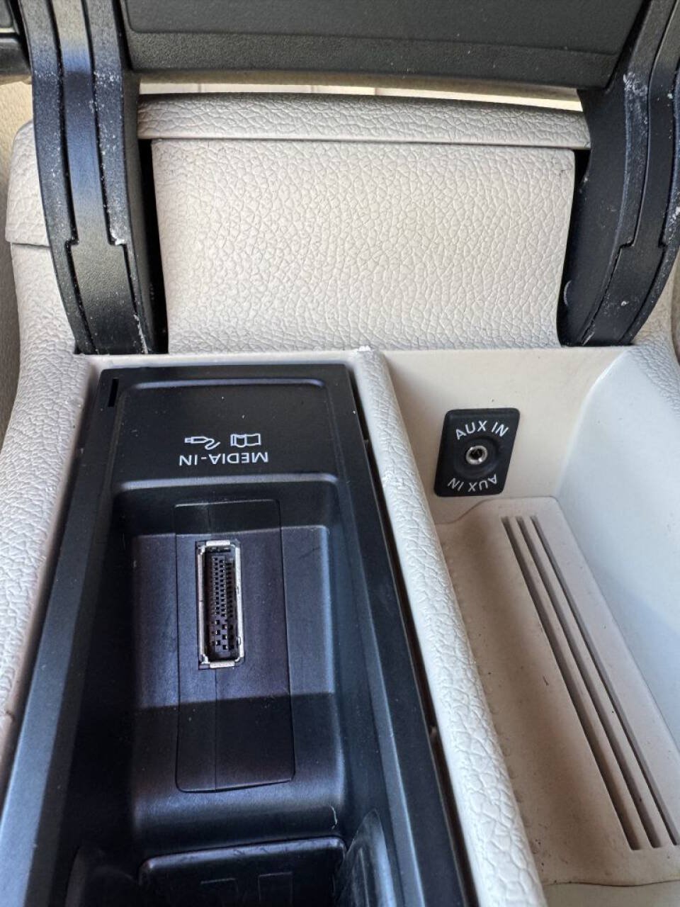 Used 2012 Volkswagen Eos Komfort FWD image 19