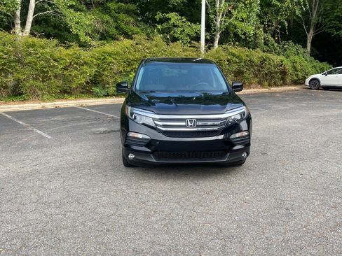 Used 2017 Honda Pilot EX-L image 2