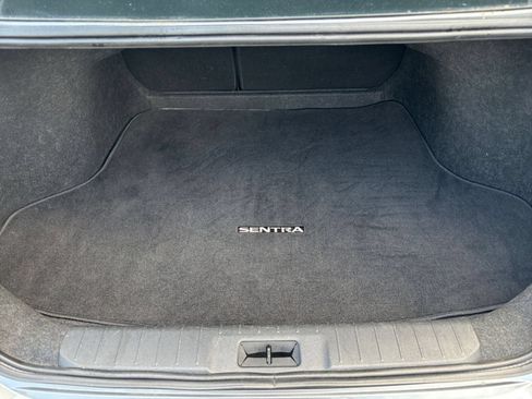 Used 2025 Nissan Sentra SV FWD image 28