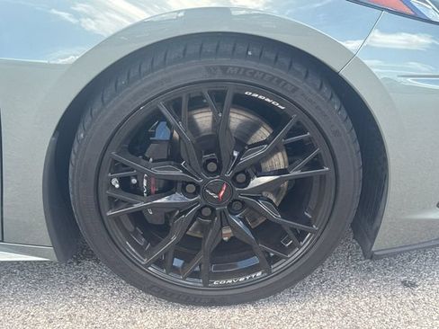 Used 2023 Chevrolet Corvette Stingray Premium Conv w/ Z51 Performance Package RWD image 39