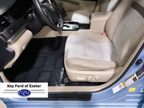 Used 2012 Toyota Camry LE FWD image 26