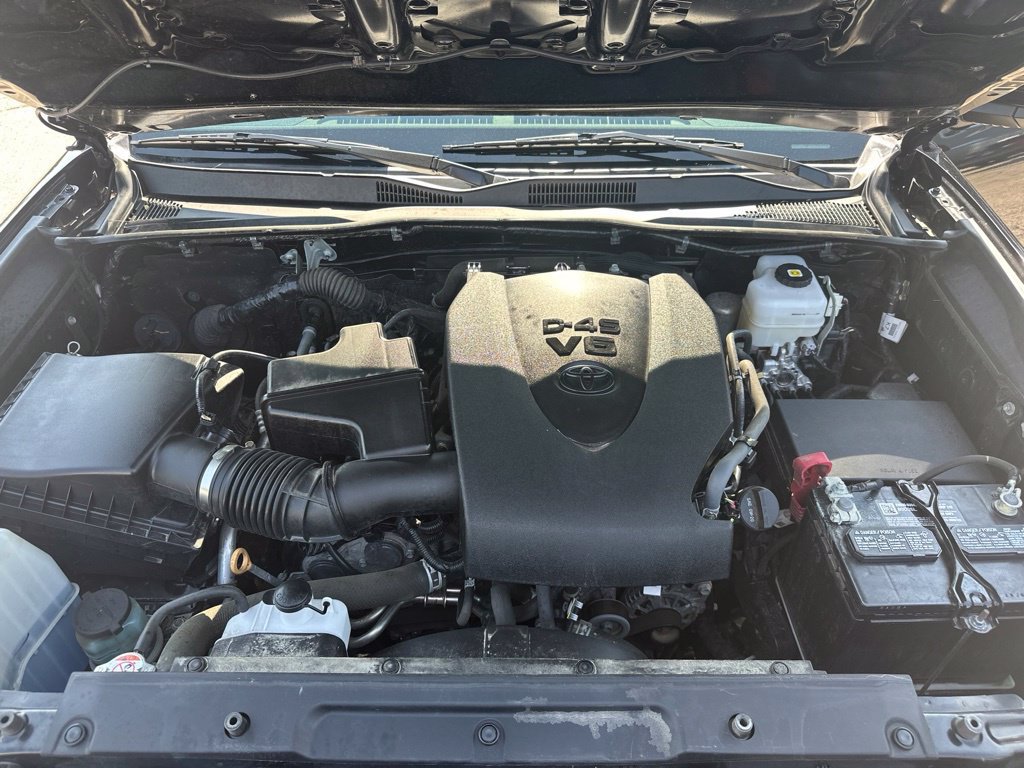 Used 2023 Toyota Tacoma TRD Off-Road AWD/4WD image 23
