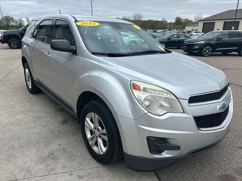 Used 2013 Chevrolet Equinox LS FWD image 3