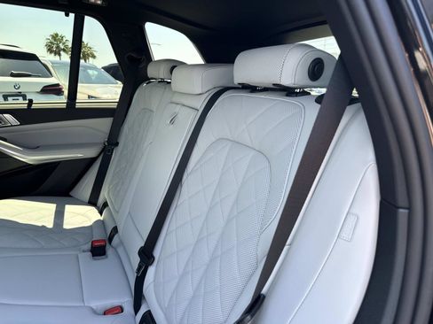 New 2026 BMW X5 sDrive40i RWD image 13