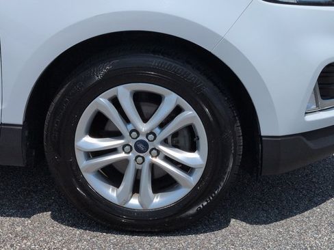 Used 2020 Ford Edge SEL FWD image 12
