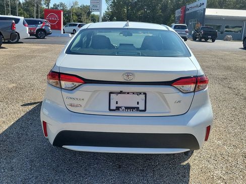 Used 2022 Toyota Corolla LE FWD image 7