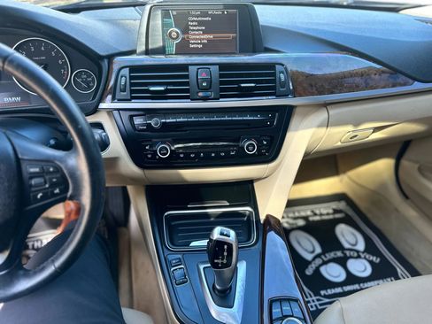 Used 2014 BMW 320i Sedan image 9