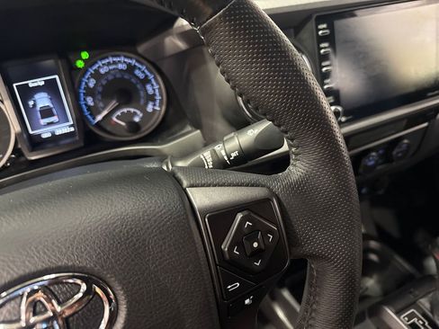 Used 2023 Toyota Tacoma TRD Off-Road AWD/4WD image 99