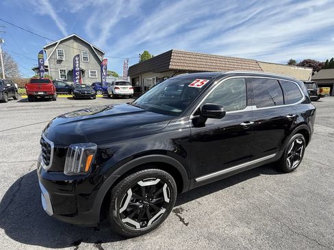 Used 2025 Kia Telluride S AWD/4WD image 4
