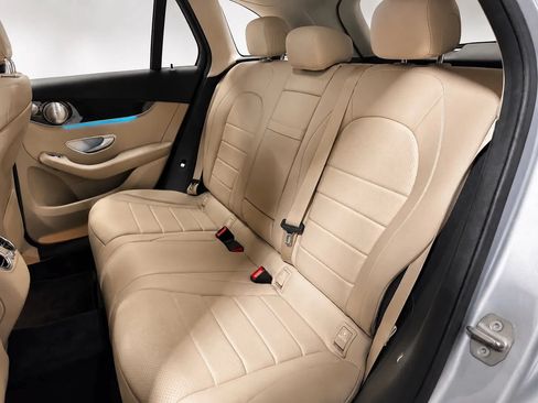 Used 2017 Mercedes-Benz GLC 300 w/ Premium 3 Package image 17
