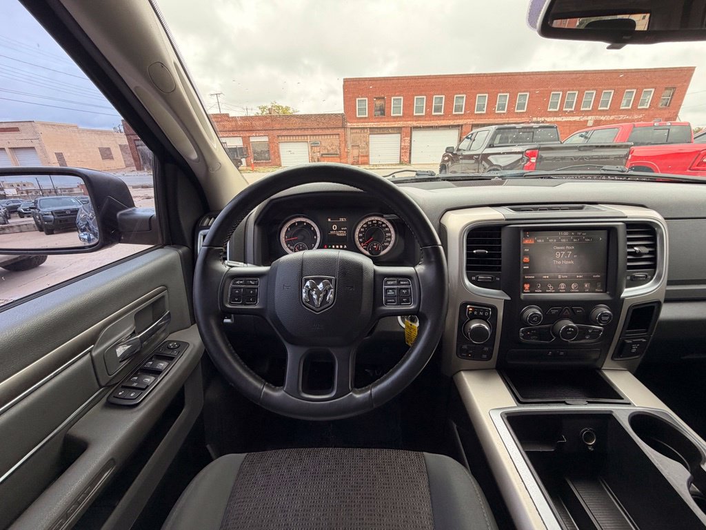 Used 2015 RAM 1500 Big Horn AWD/4WD image 19