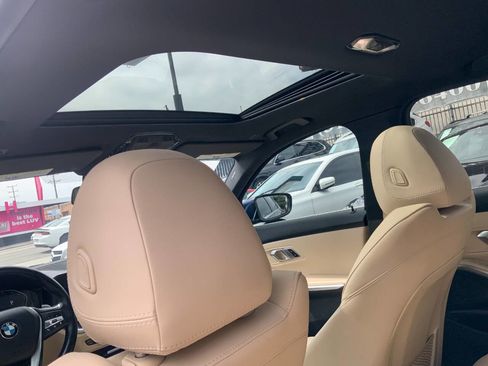 Used 2019 BMW 330i Sedan w/ Convenience Package RWD image 31