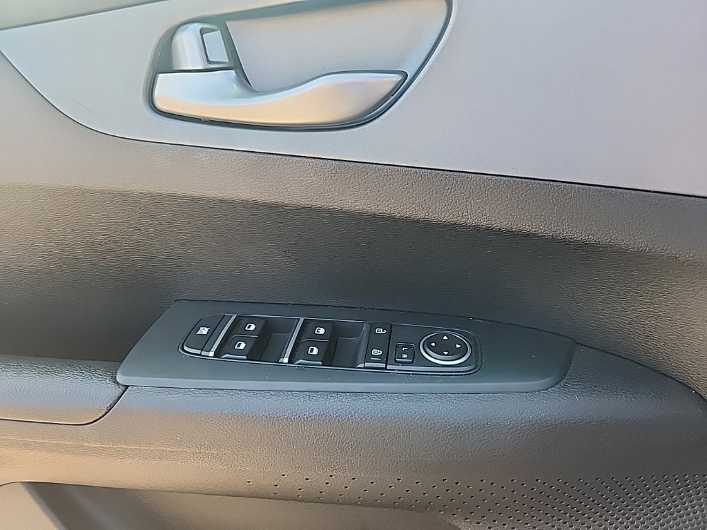 Certified 2021 Kia Forte LXS FWD image 26
