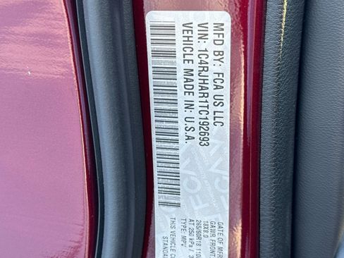 New 2026 Jeep Grand Cherokee Altitude image 28