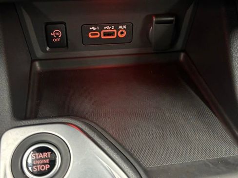 Used 2025 Nissan Sentra SV FWD image 25