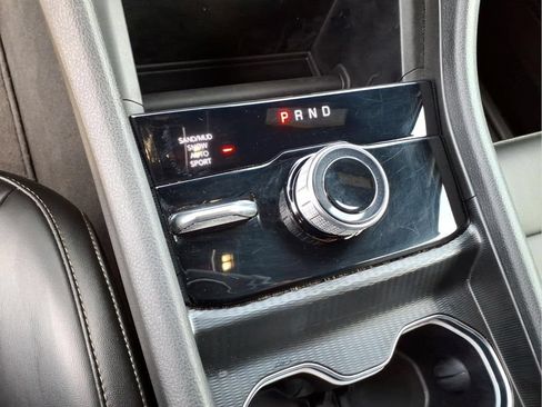 Used 2024 Jeep Grand Cherokee Limited AWD/4WD image 27