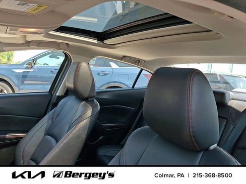 Used 2015 MAZDA MAZDA3 i Grand Touring FWD image 16