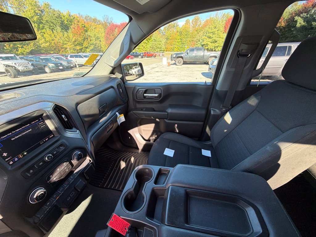 Used 2022 Chevrolet Silverado 1500 Custom AWD/4WD image 22