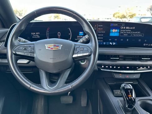 Certified 2024 Cadillac XT4 Premium Luxury image 16