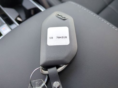 New 2025 Kia Telluride EX image 30