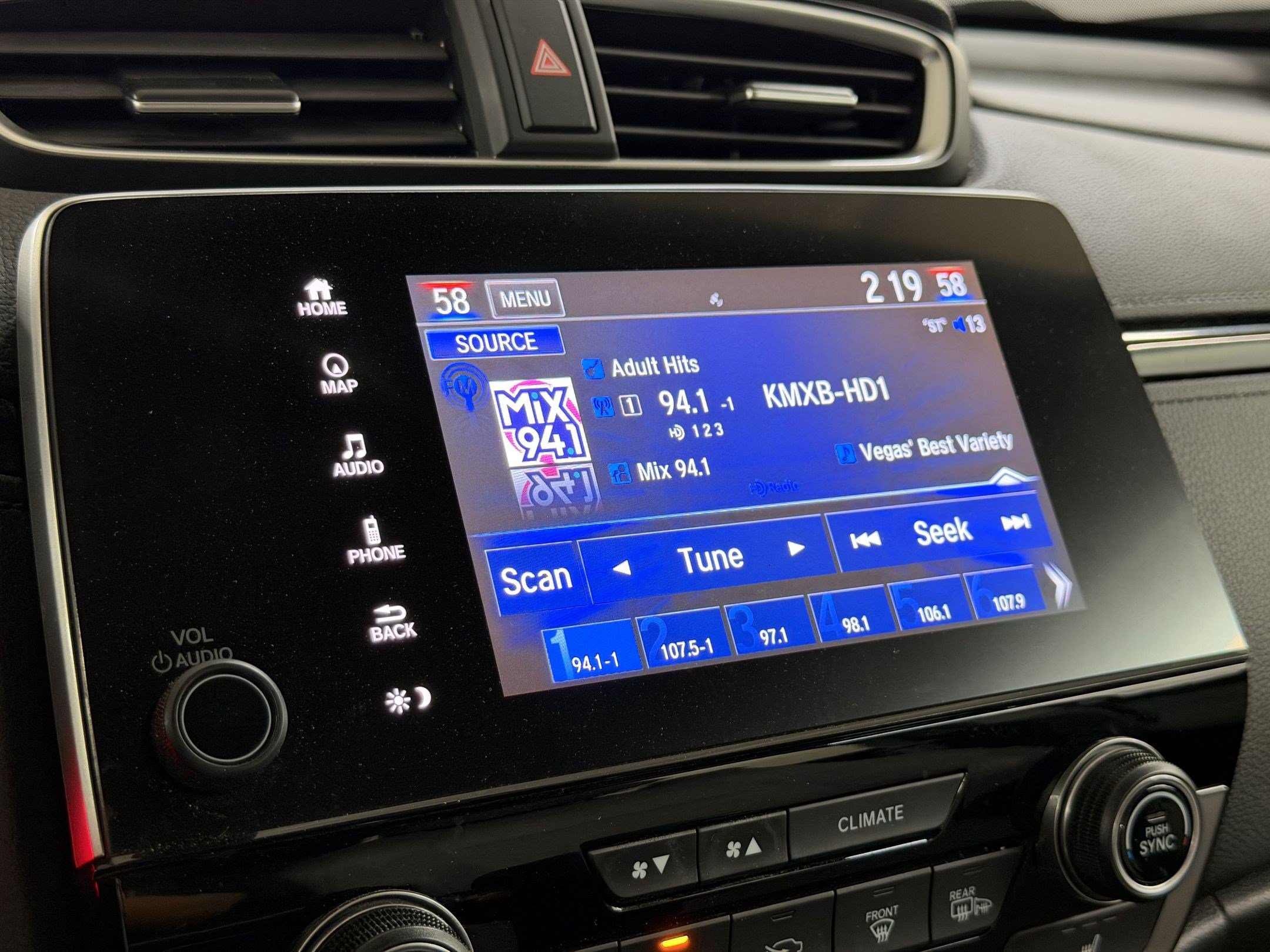 Used 2018 Honda CR-V Touring image 21