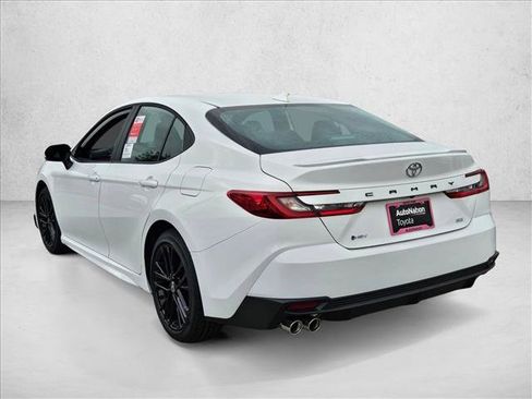 New 2026 Toyota Camry SE image 9