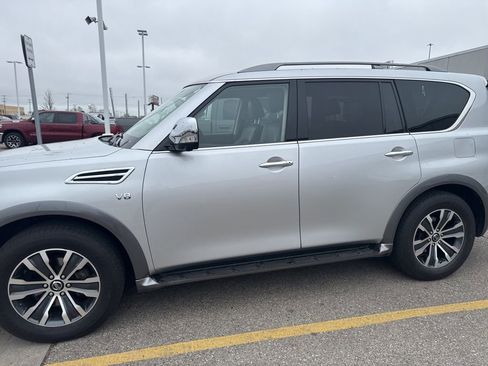 Used 2020 Nissan Armada SL AWD/4WD image 4