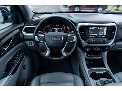 Used 2023 GMC Acadia SLT image 20