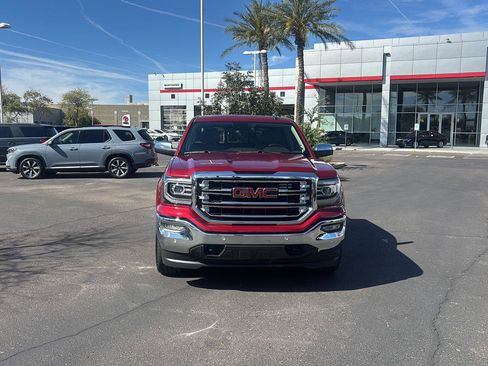 Used 2018 GMC Sierra 1500 SLT image 2