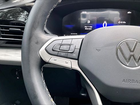 Certified 2024 Volkswagen Taos S image 24