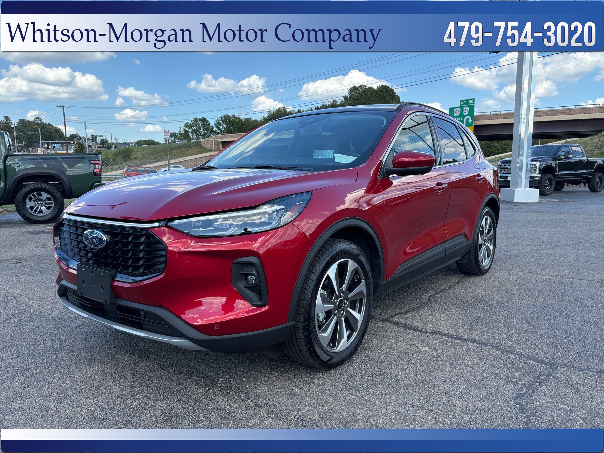 Used 2025 Ford Escape Platinum w/ Premium Technology Package AWD/4WD image 1