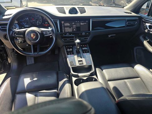 Used 2024 Porsche Macan AWD/4WD image 20