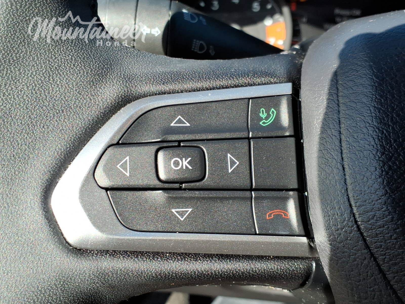 Used 2024 Jeep Compass Limited AWD/4WD image 31