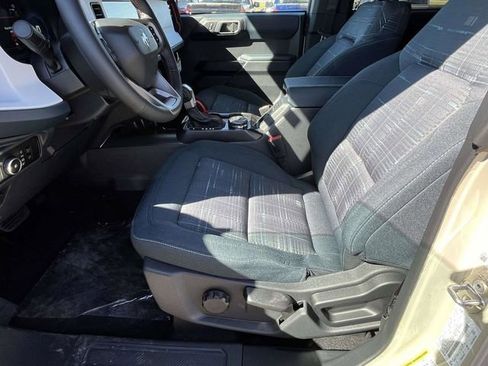 New 2026 Ford Bronco Heritage Edition image 9