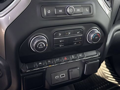 Used 2026 Chevrolet Silverado 1500 Custom w/ Turbomax Blackout Package RWD image 18