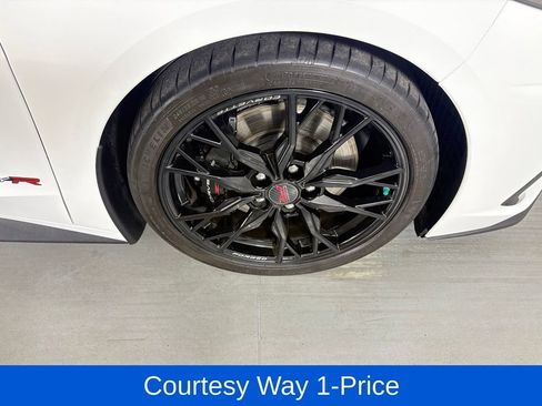 Used 2023 Chevrolet Corvette Stingray Premium Conv w/ Z51 Performance Package RWD image 13