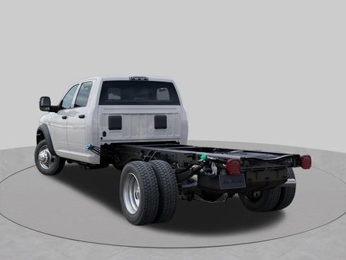 New 2026 RAM 4500 Tradesman w/ Chrome Appearance Group AWD/4WD image 3