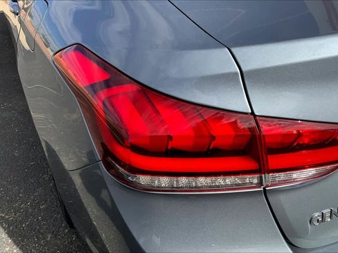 Used 2015 Hyundai Genesis 3.8 w/ Option Group 04 image 24