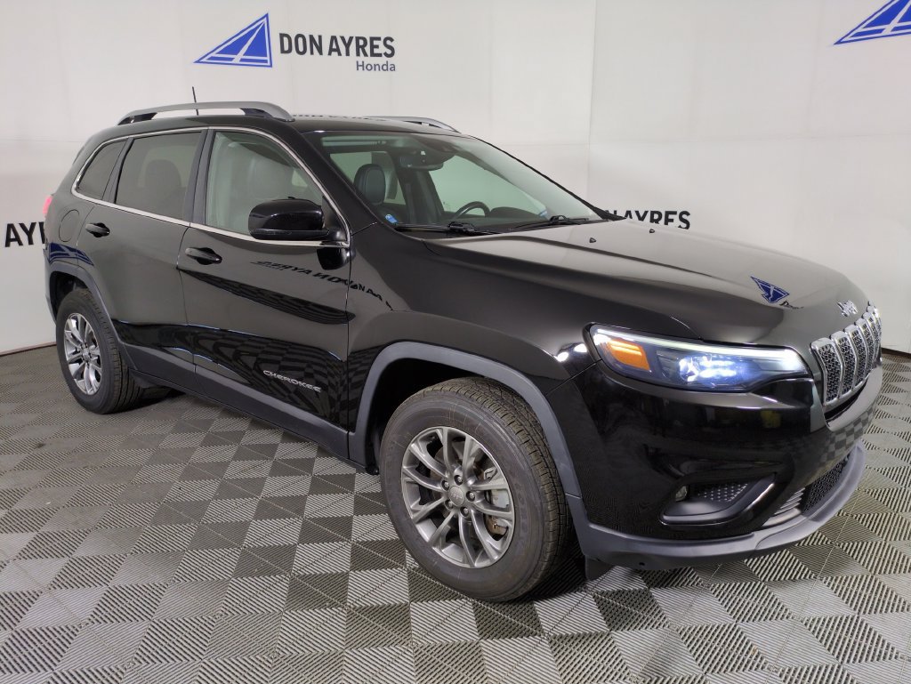 Used 2020 Jeep Cherokee Latitude Lux w/ Comfort/Convenience Group AWD/4WD image 11