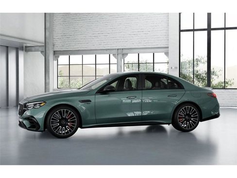 New 2026 Mercedes-Benz E 53 AMG e 4MATIC Sedan image 36