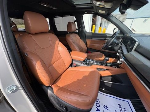 Used 2024 Kia Telluride EX X-Line image 31