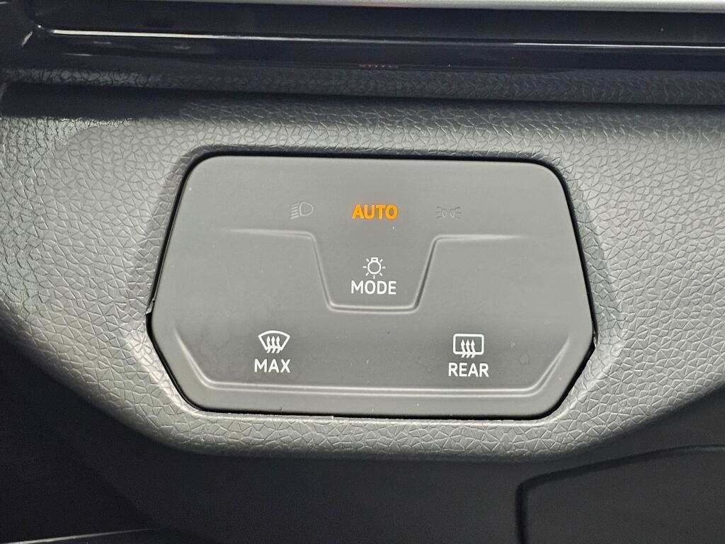 Used 2023 Volkswagen ID.4 Pro RWD image 30