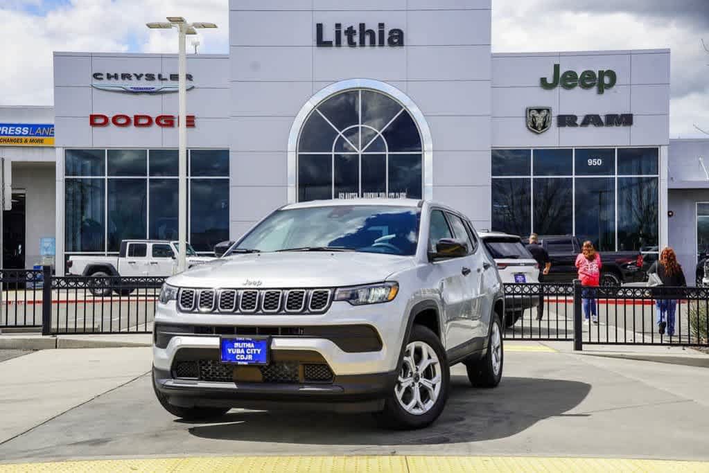 Used 2025 Jeep Compass Sport AWD/4WD image 26