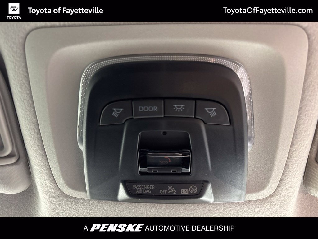 Used 2026 Toyota Corolla Cross LE FWD image 24