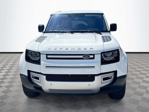 Used 2021 Land Rover Defender 110 SE AWD/4WD image 2