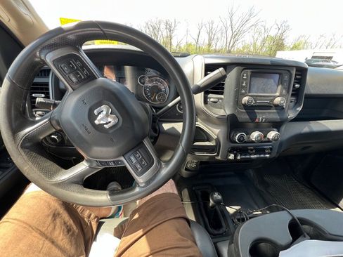 Used 2020 RAM 3500 Tradesman w/ Chrome Appearance Group image 6