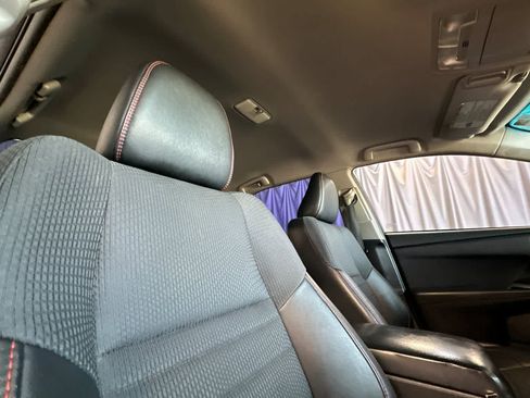 Used 2016 Toyota Camry SE FWD image 18
