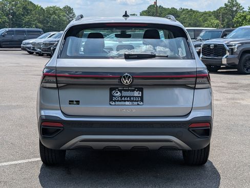 Used 2025 Volkswagen Taos S FWD image 8