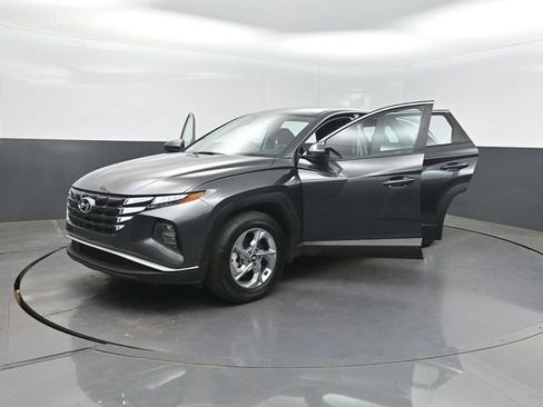 Used 2023 Hyundai Tucson SE FWD image 34